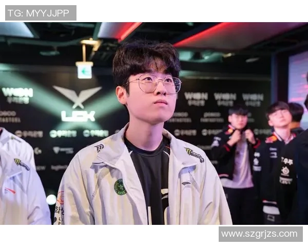 陈娜专访:从新手到职业选手的英雄联盟成长之路回顾 陈娜专访:从新手到职业选手的英雄联盟成长之路回顾