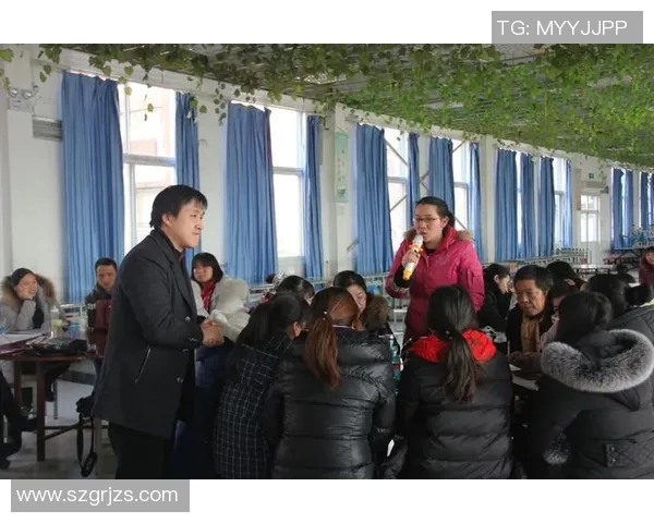 与黄娜对话探讨她的足球生涯与成长历程的精彩故事 与黄娜对话探讨她的足球生涯与成长历程的精彩故事