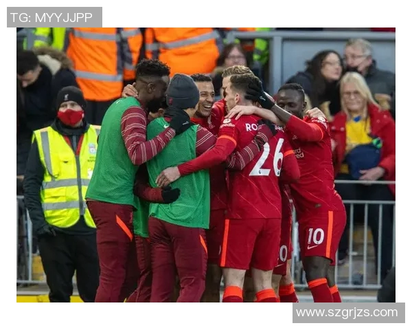 利物浦与阿森纳激战正酣比分悬念不断球迷期待精彩瞬间 利物浦与阿森纳激战正酣比分悬念不断球迷期待精彩瞬间