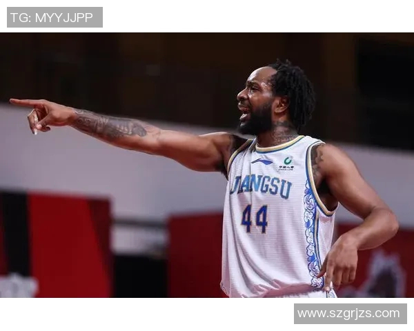 摩尔特里：探索这位传奇人物的生平与成就背后的故事