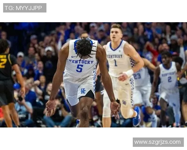 伊曼纽尔奎克利在NBA赛季中的精彩表现与未来发展潜力分析