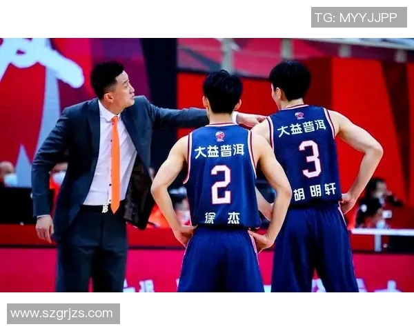 四川男篮迎战广州队全力争胜期待精彩对决展现篮球魅力与团队精神