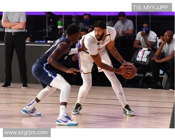 热身赛精彩对决意大利与荷兰强强联手展现足球魅力